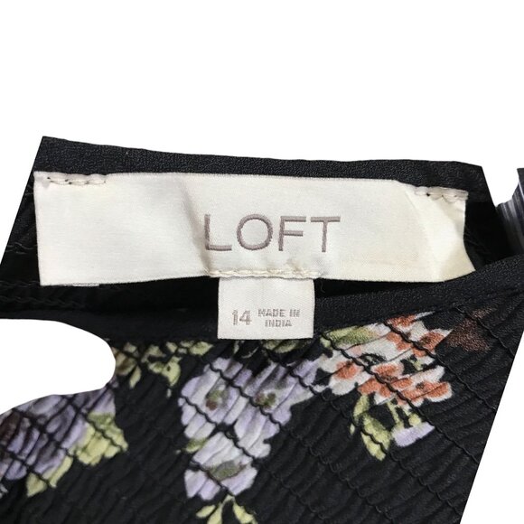 Loft Black with Pastel Floral Pattern Seersucker On Top New with Tags - Picture 4 of 4